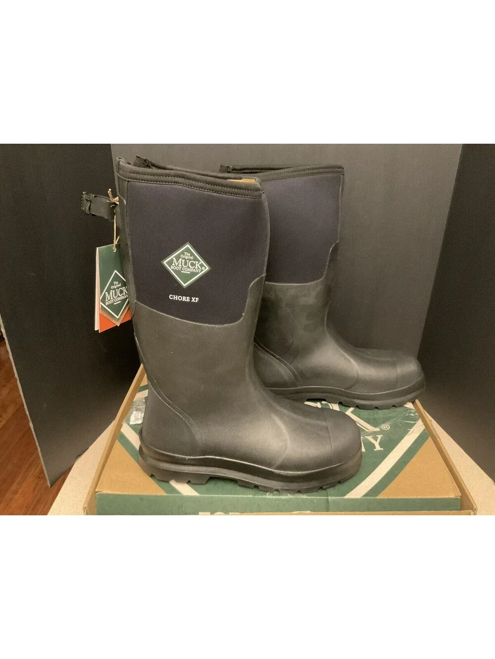 New! Mens Muck Boot Classic Chore XF Adjustable Rain Boots MCXF000. Size 11M.